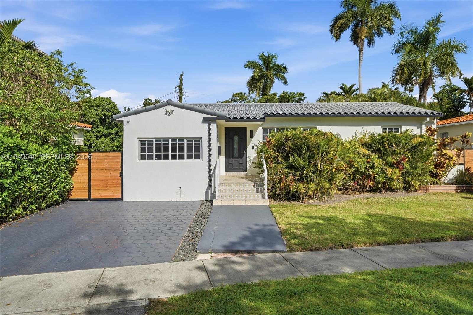 3681 SW 21st St, Miami FL 33145