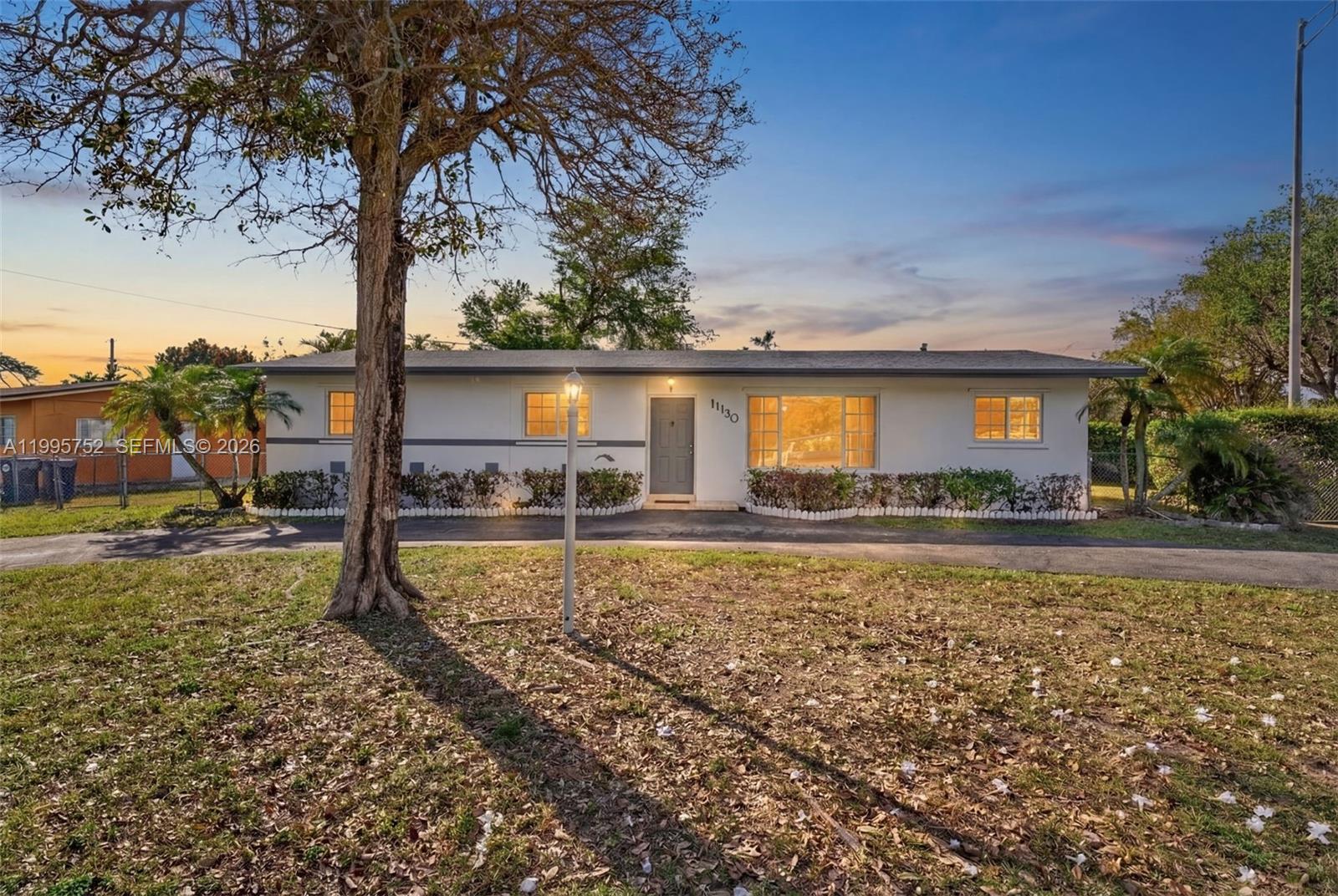 11190 SW 57th St, Miami FL 33173