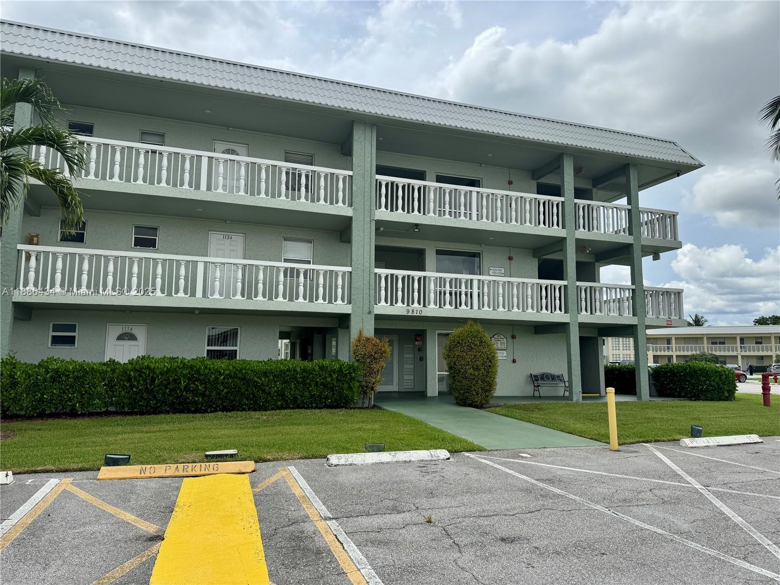 9810 Marina Blvd # 1124, Boca Raton FL 33428