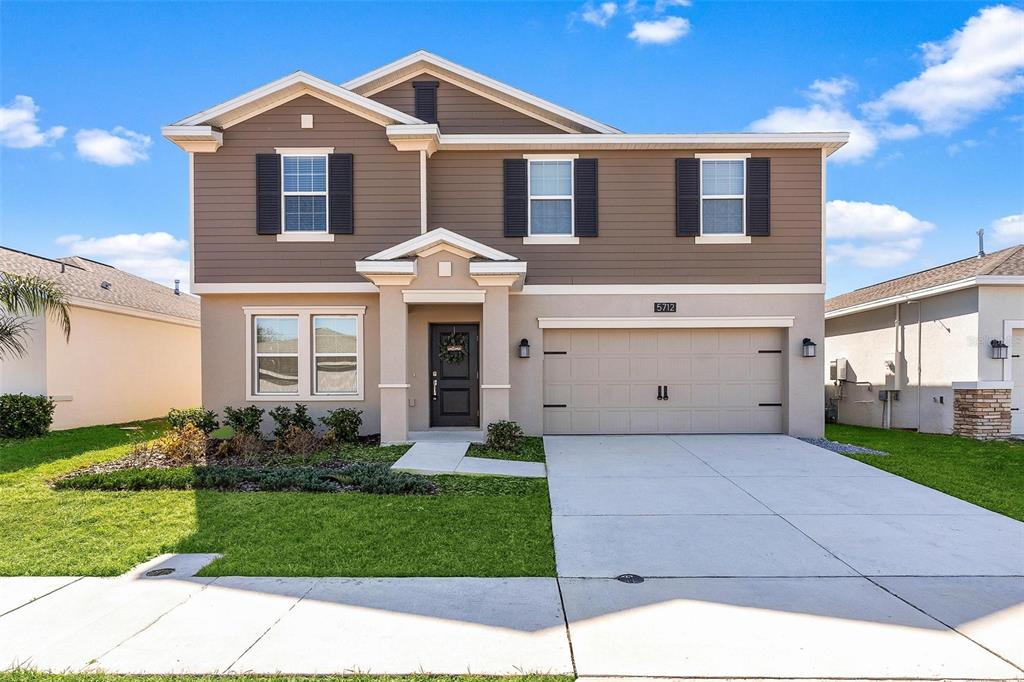 5712 BRISTLELEAF COURT