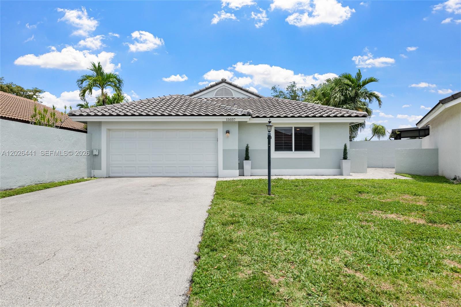 15037 Brighton Ln, Davie FL 33331