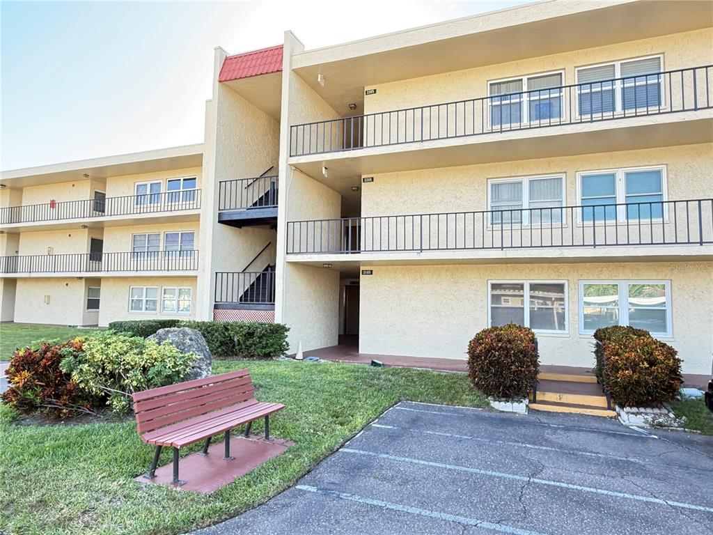 12200 VONN ROAD UNIT 2105
