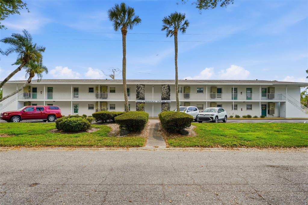 3900 ROXANE BOULEVARD UNIT 10A