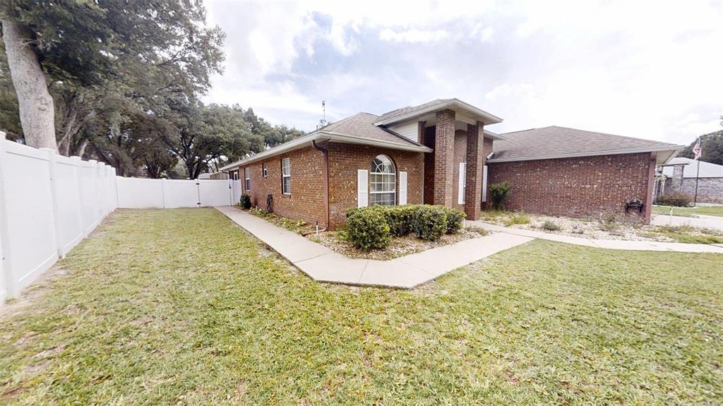 10625 SW 73RD AVENUE, OCALA, FL — photo 5 of 30