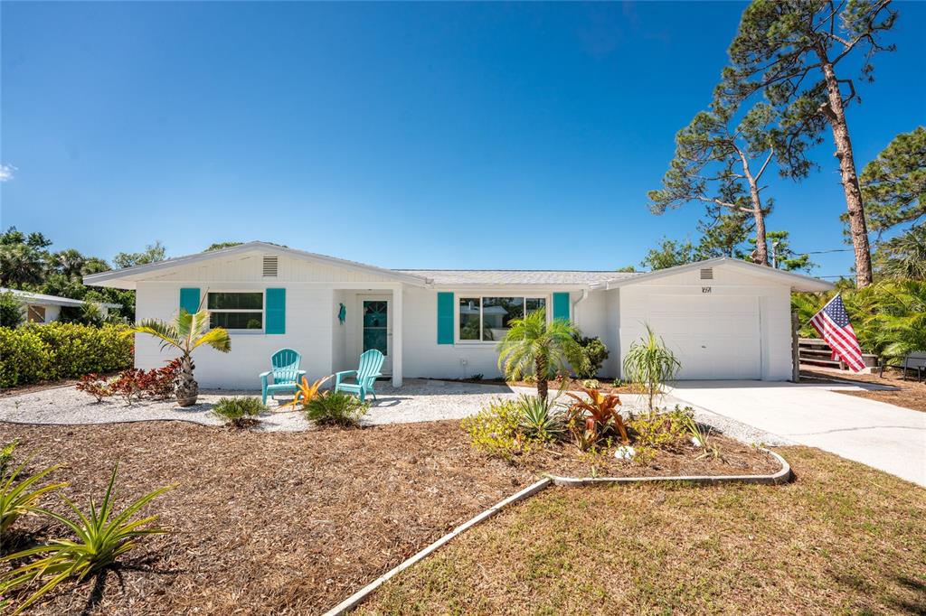 1691 LAKEVIEW PLACE
