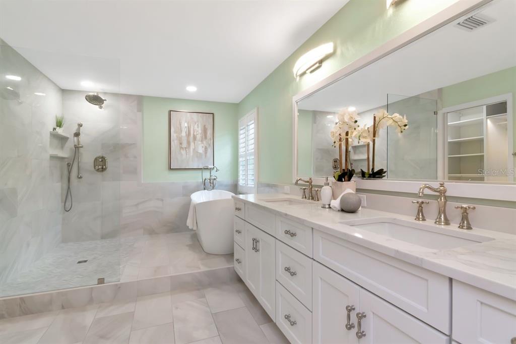 1732 SPLIT FORK DRIVE, OLDSMAR, FL — photo 2 of 30