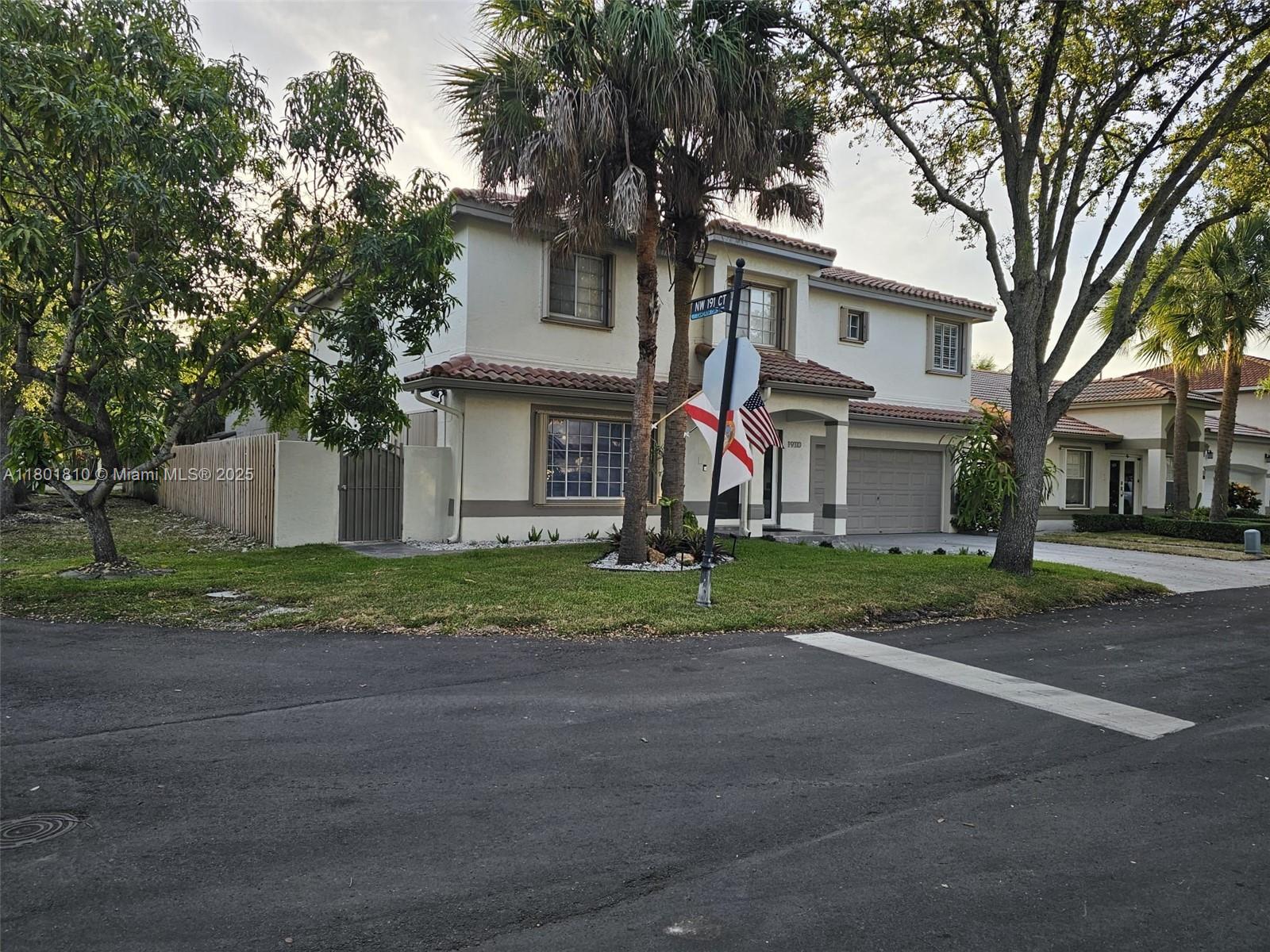 19110 NW 88th Ct, Hialeah FL 33018
