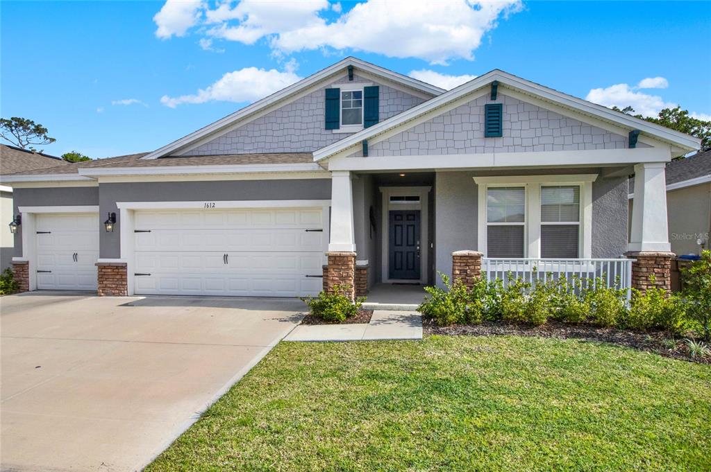 1612 BARBERRY DRIVE