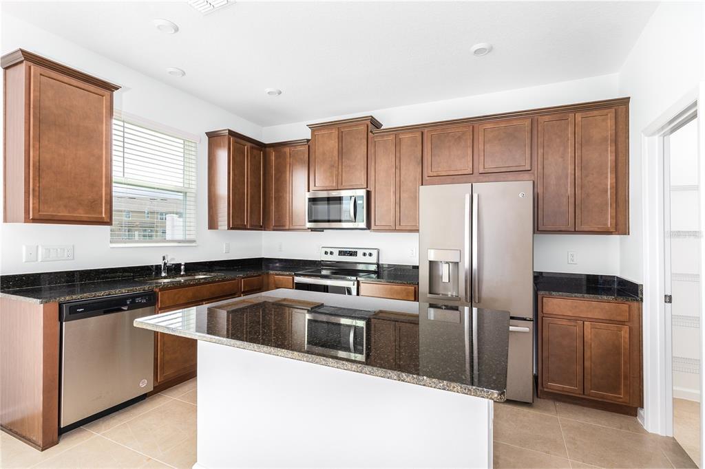 987 SPRING PALMS LOOP, ORLANDO, FL — photo 4 of 22