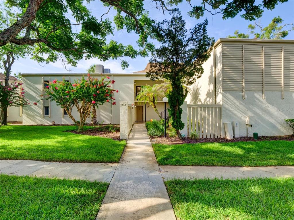3242 S SEMORAN BOULEVARD UNIT 22