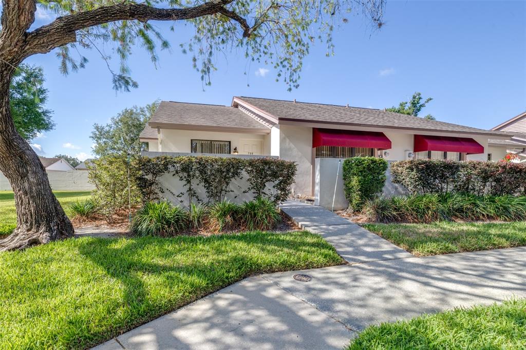 709 OAK PARK PLACE