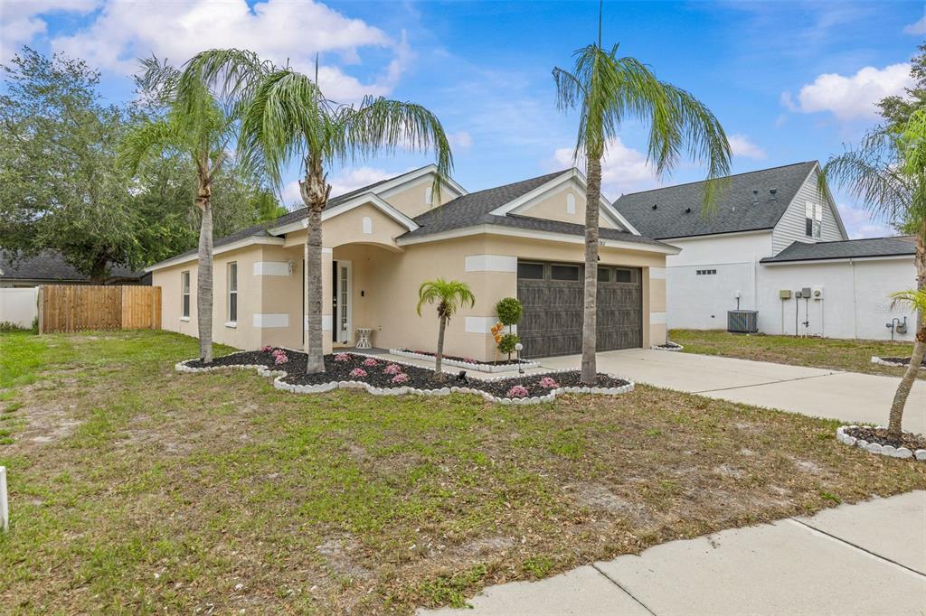 10611 LAKESIDE VISTA DRIVE