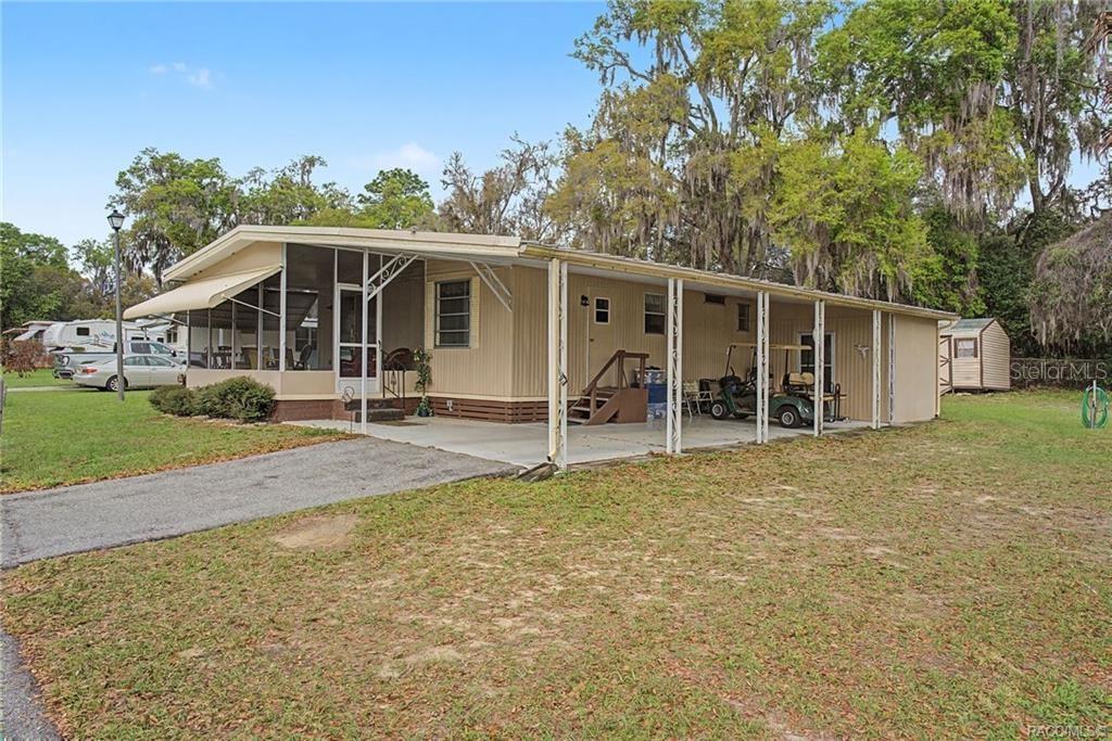 8245 E LULAS LANE, FLORAL CITY, FL — photo 3 of 30