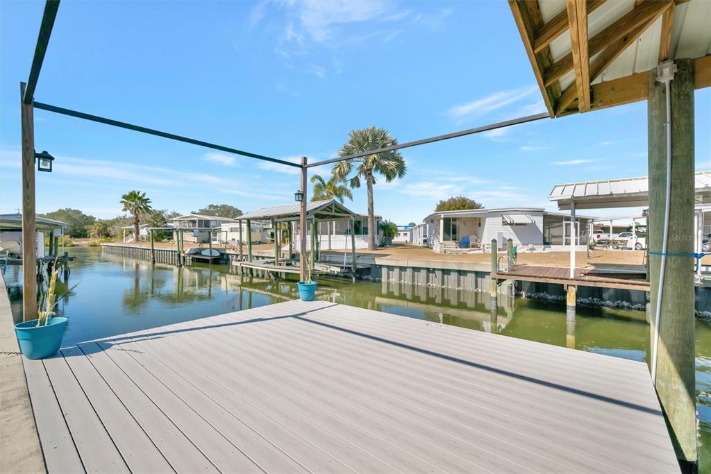 129 E SAINT LUCIA LOOP, APOLLO BEACH, FL — photo 5 of 30
