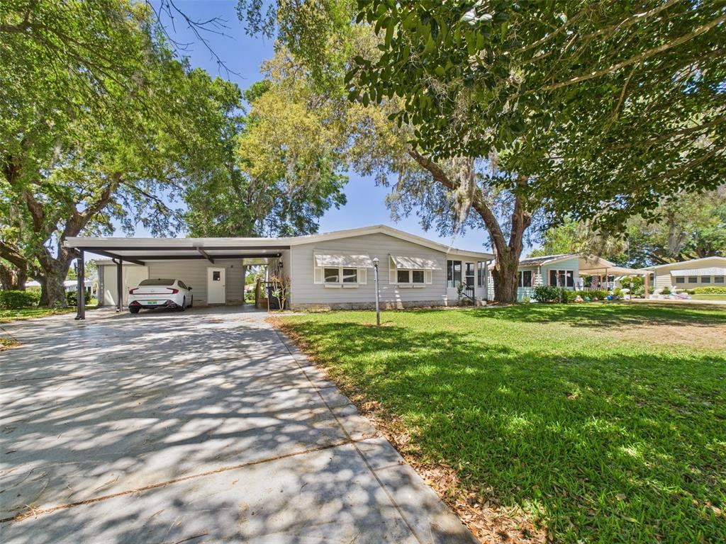 715 MEGAN CIRCLE