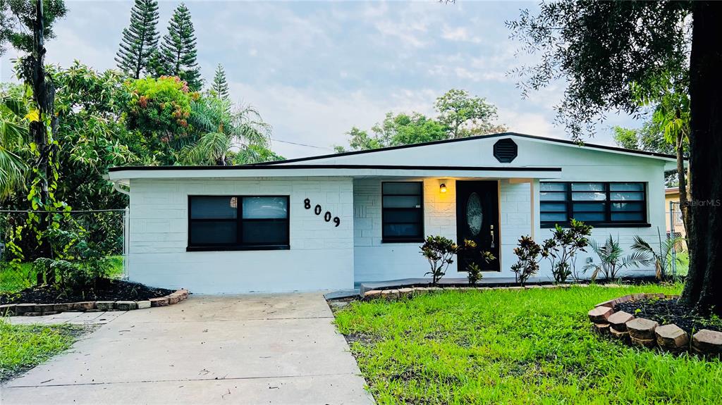 8009 SOMERSET LANE