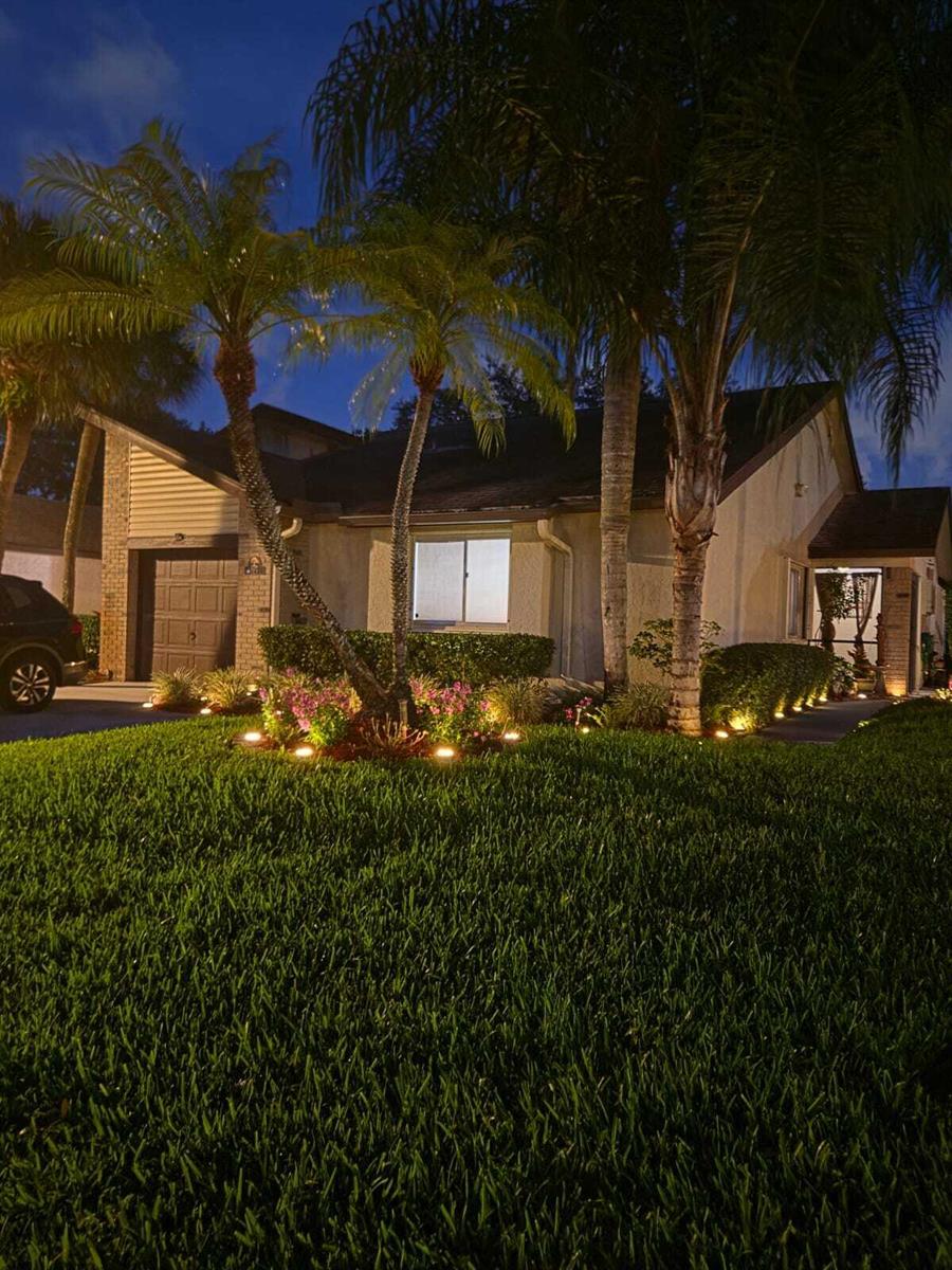 115 Ramblewood Circle, Royal Palm Beach FL 33411