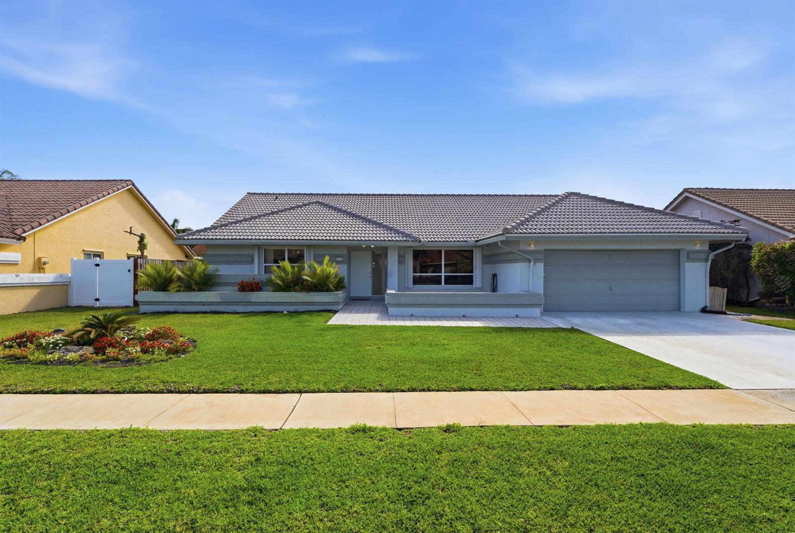 9284 Laurel Green Drive, Boynton Beach FL 33437
