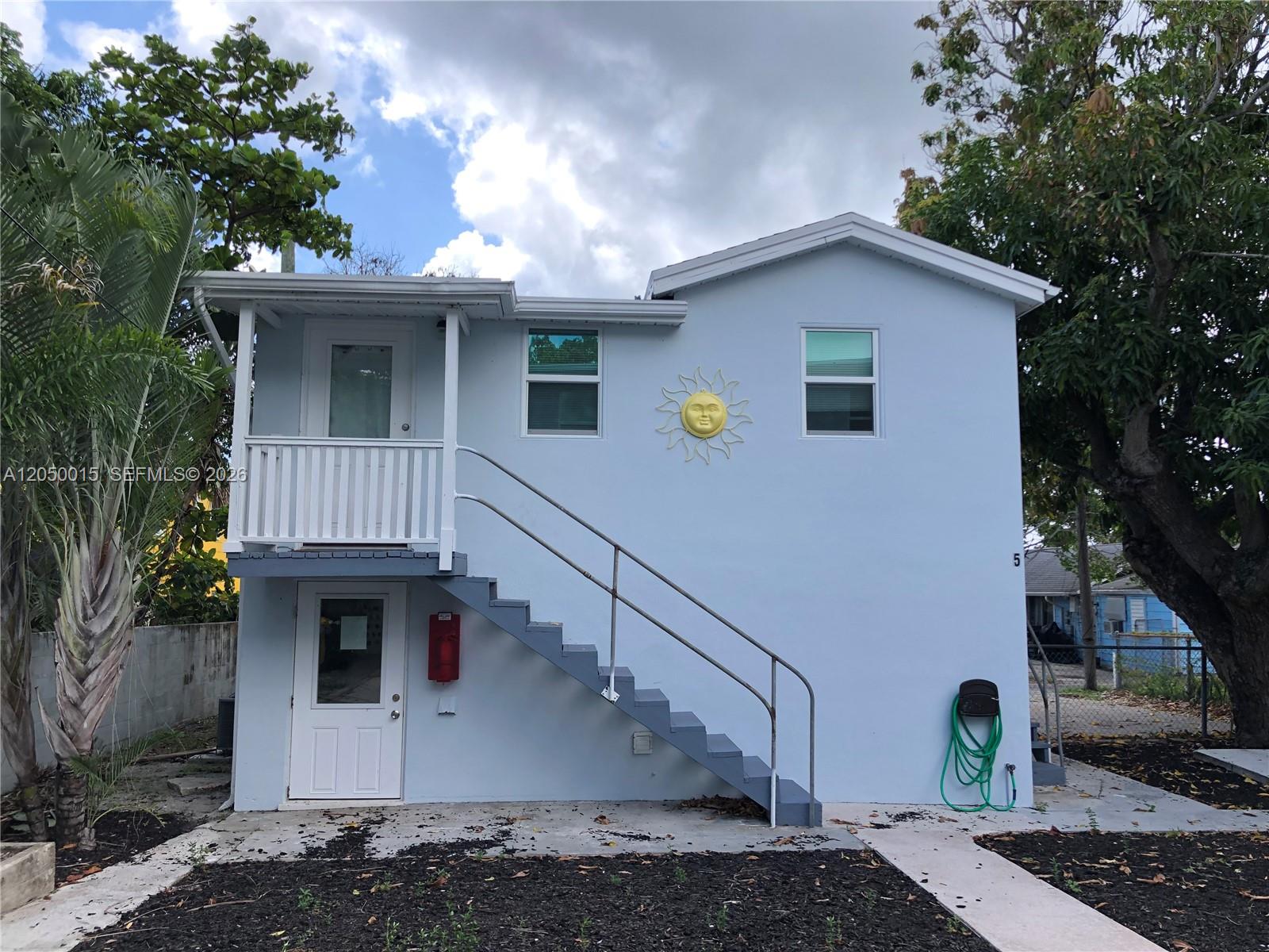 114 S M St # 5, Lake Worth FL 33460