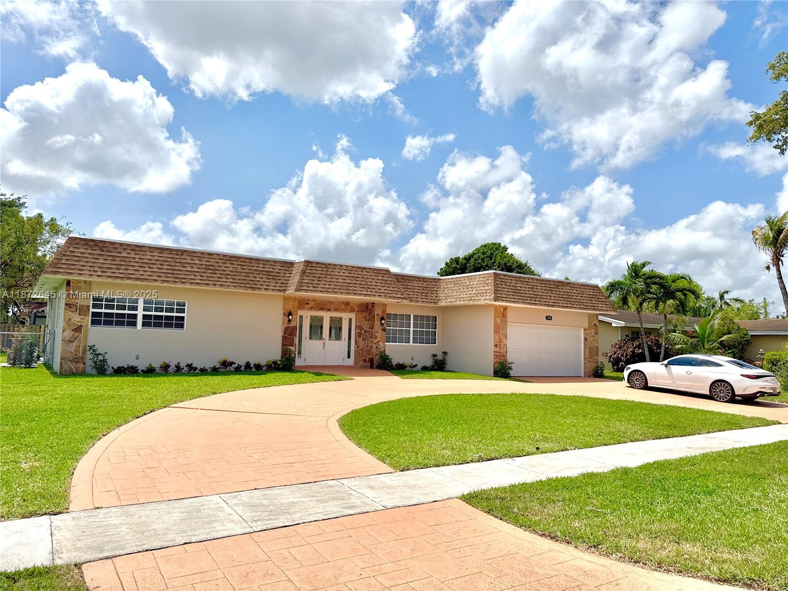 7480 NW 14th St, Plantation FL 33313