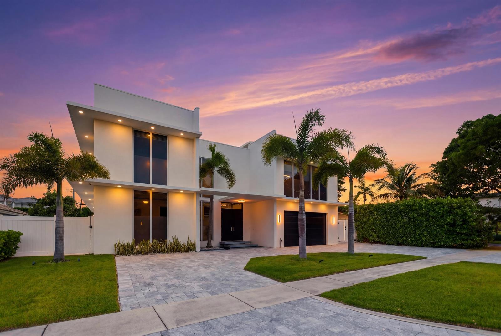 284 NE 7th Street, Boca Raton FL 33432