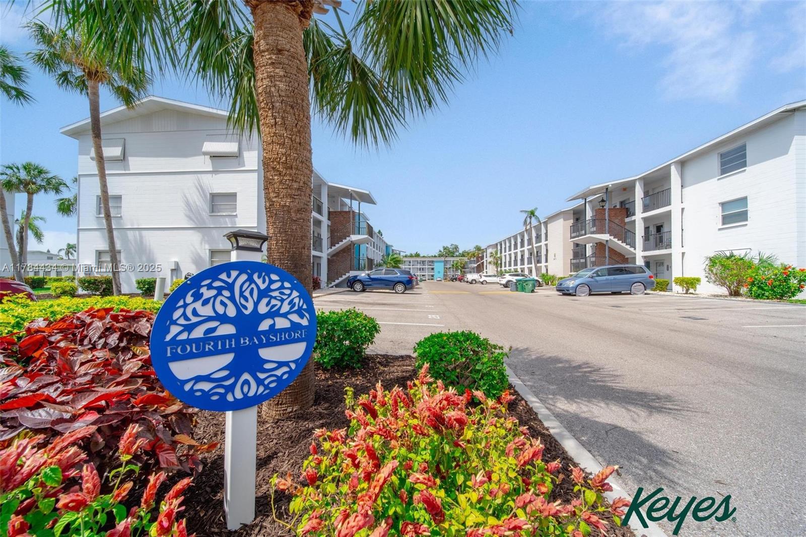 2113 Canal # B2, Bradenton FL 34207