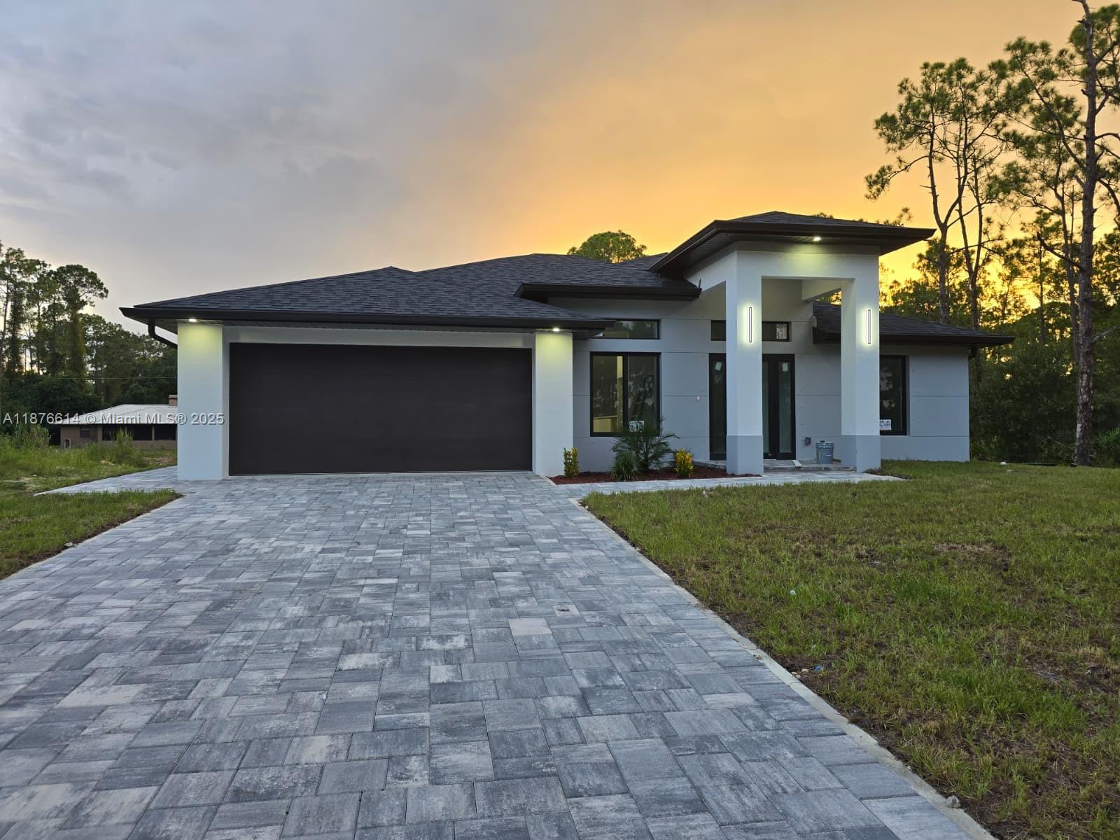 1211 Gerald Ave, Lehigh Acres FL 33972