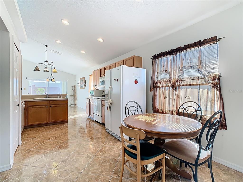 230 HALSTEAD DRIVE, DAVENPORT, FL — photo 5 of 26