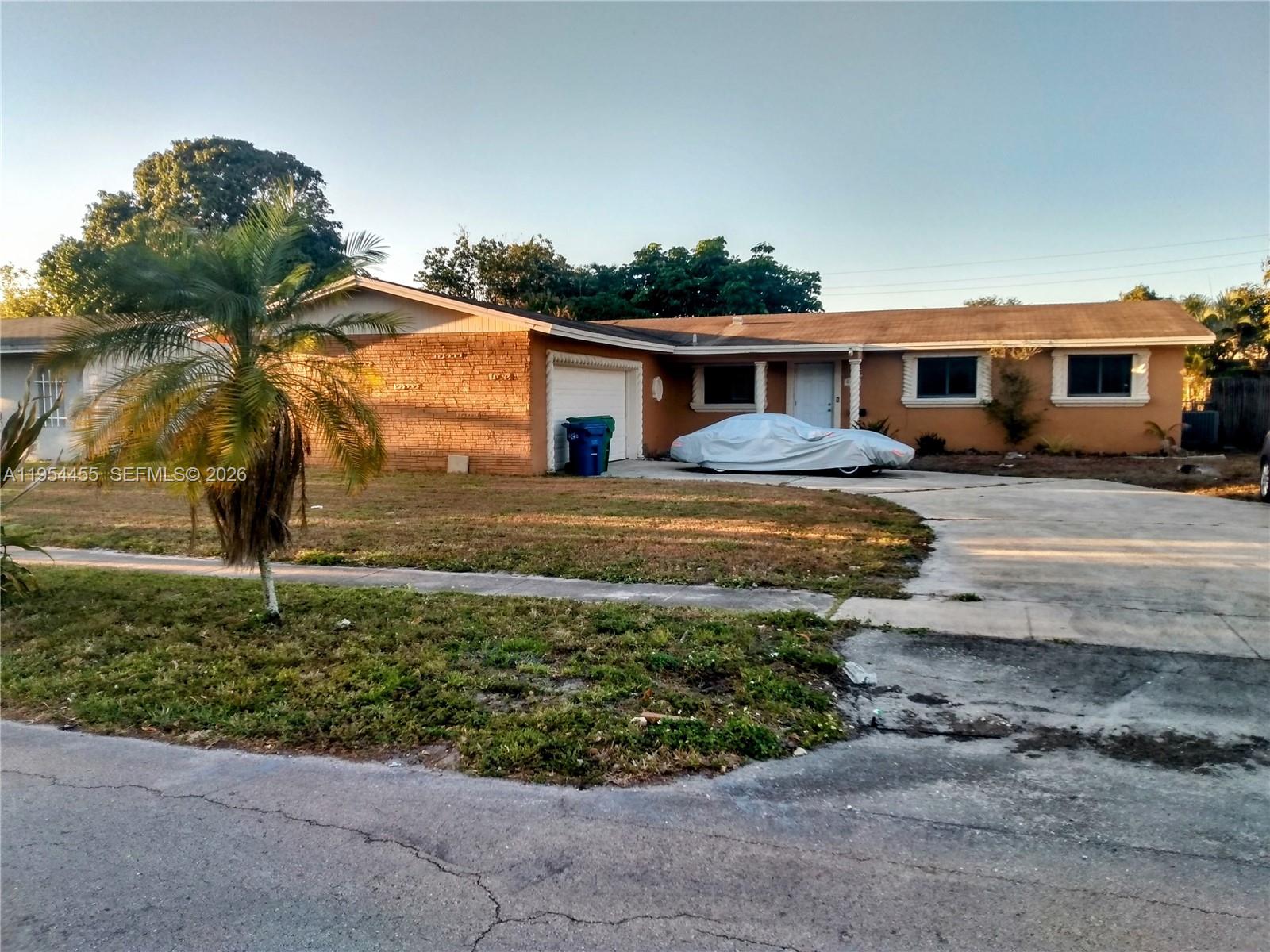 4411 NW 15th St, Lauderhill FL 33313