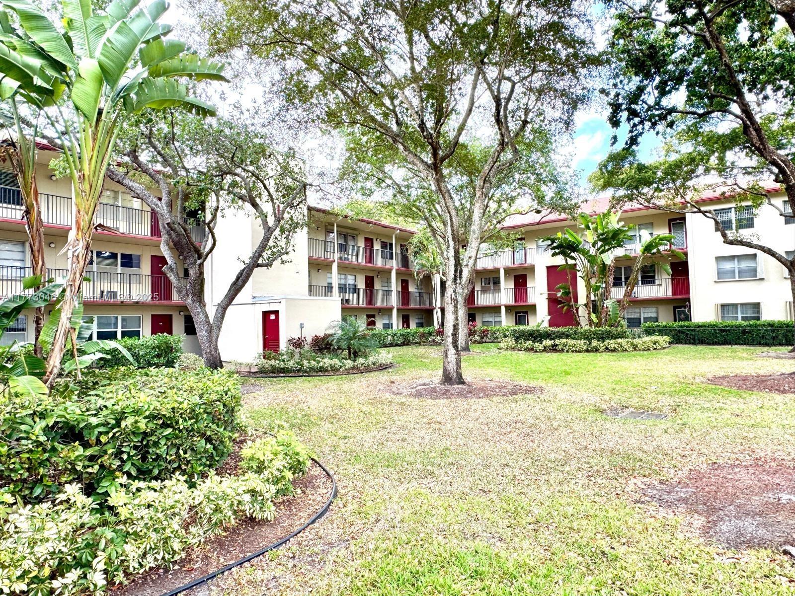 200 SW 132nd Way # 209L, Pembroke Pines FL 33027