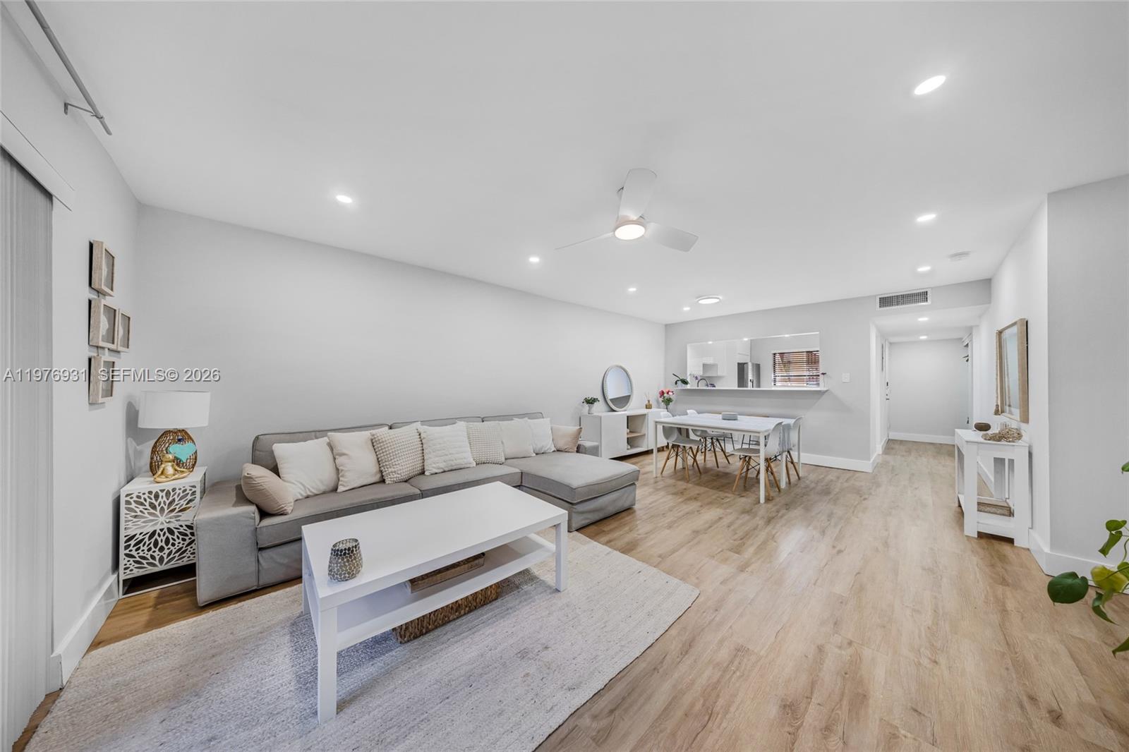 130 S Cypress Rd # 612, Pompano Beach FL 33060