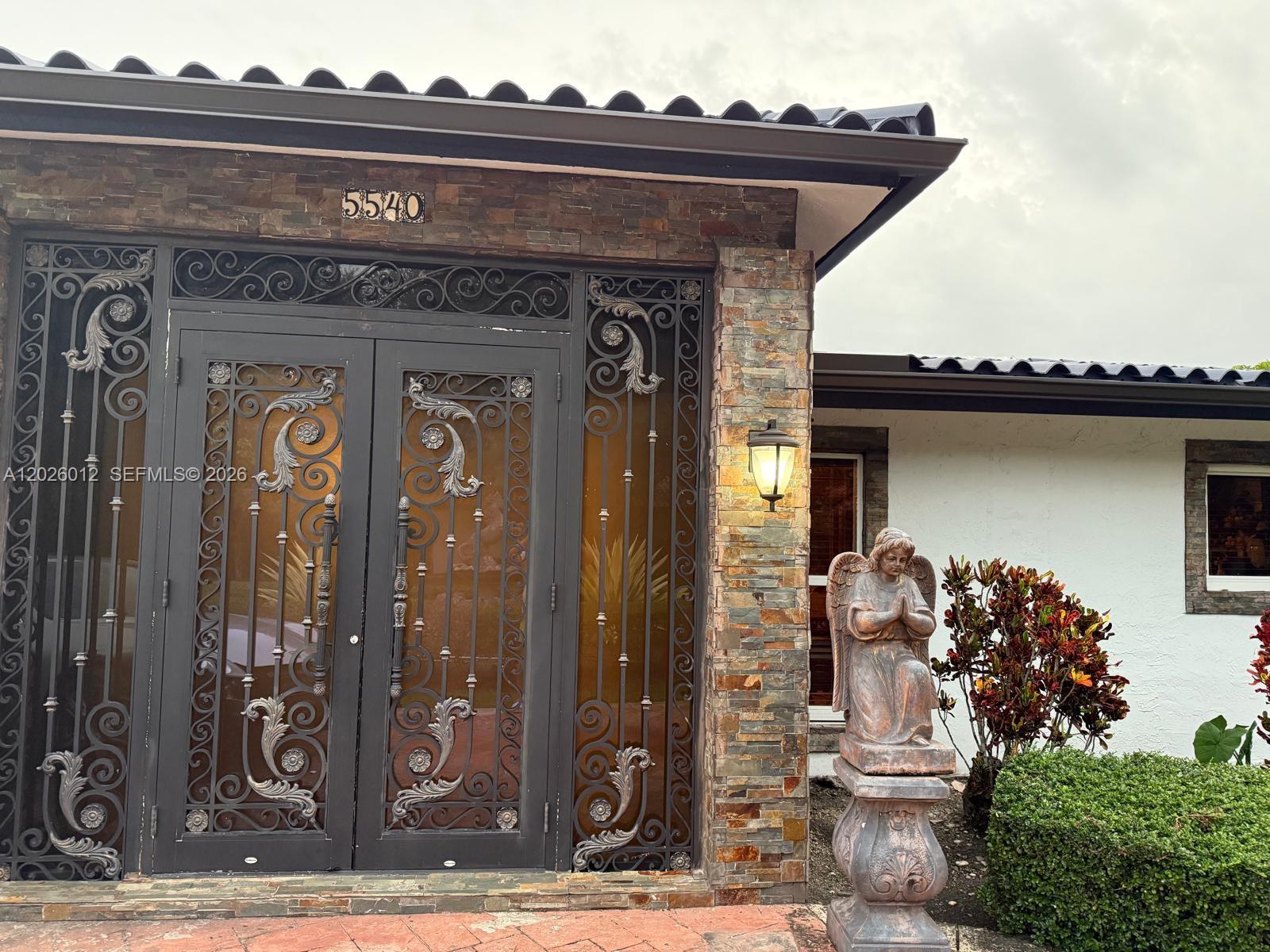 5540 SW 63rd Ct # 0, Miami FL 33155