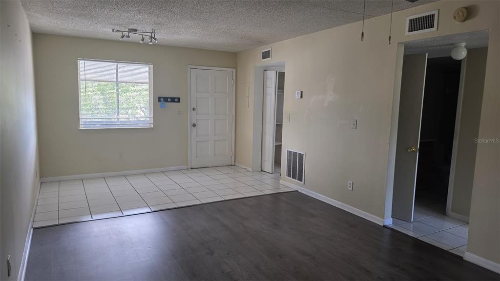6328 NEWTOWN CIRCLE UNIT B2