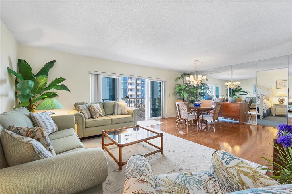 800 BENJAMIN FRANKLIN DRIVE UNIT 607, SARASOTA, FL — photo 4 of 30