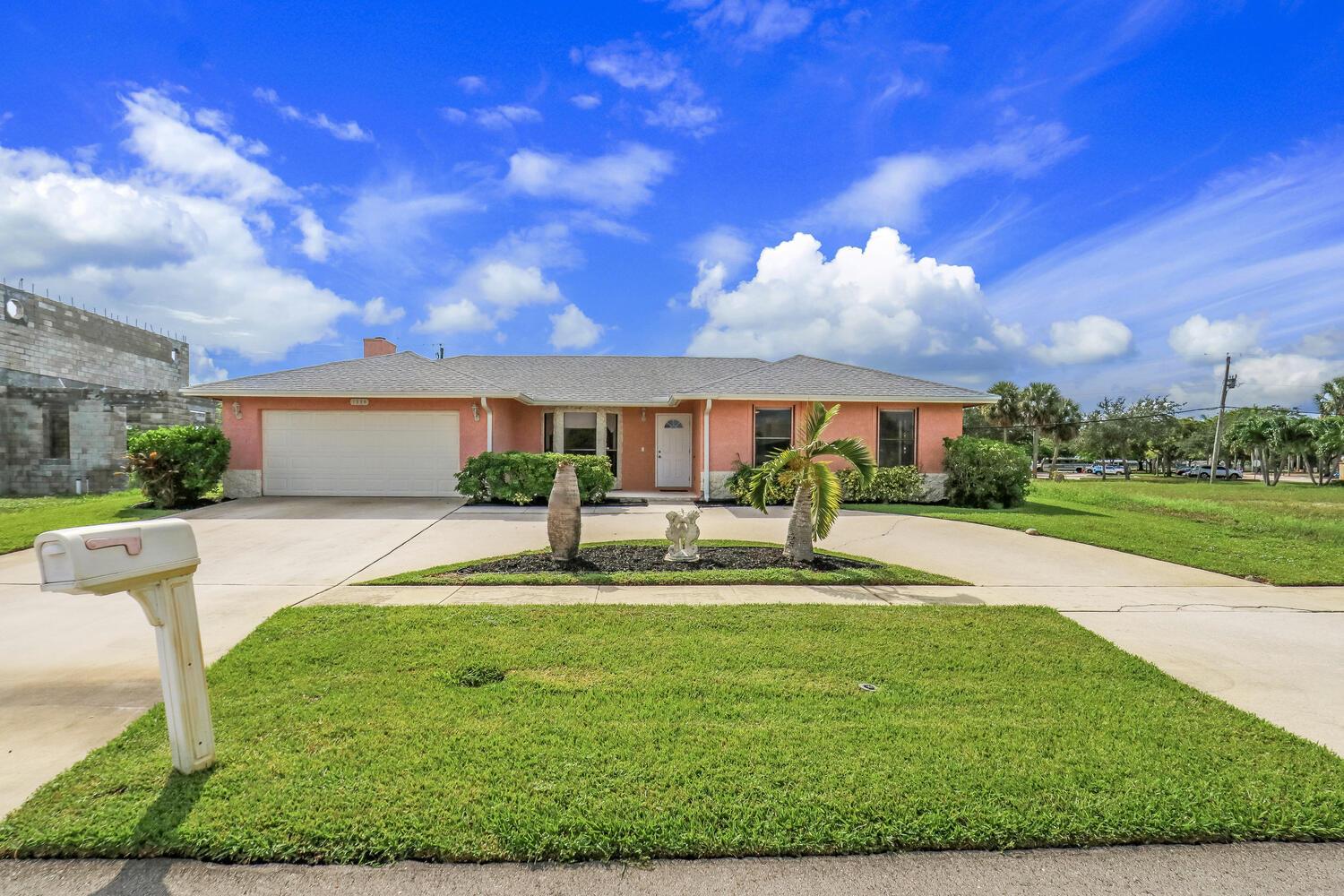 1334 N Mangonia Drive Drive, West Palm Beach FL 33401