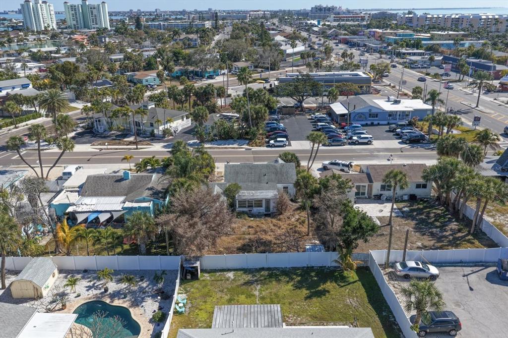 429 70TH AVENUE, ST PETE BEACH, FL — photo 2 of 8
