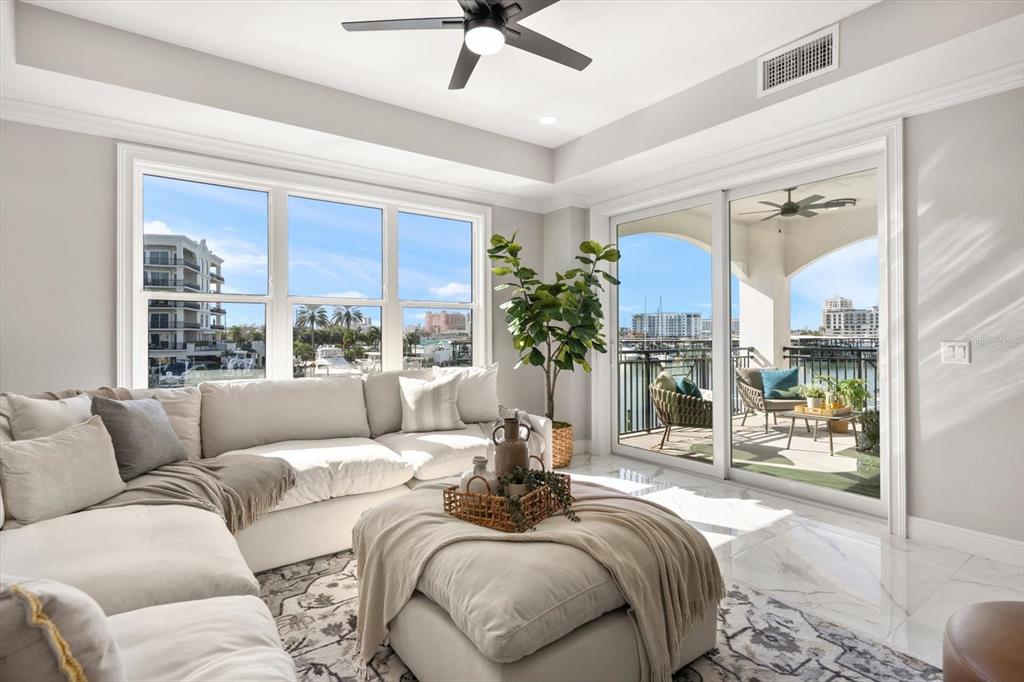 211 DOLPHIN POINT UNIT 202, CLEARWATER, FL — photo 5 of 30