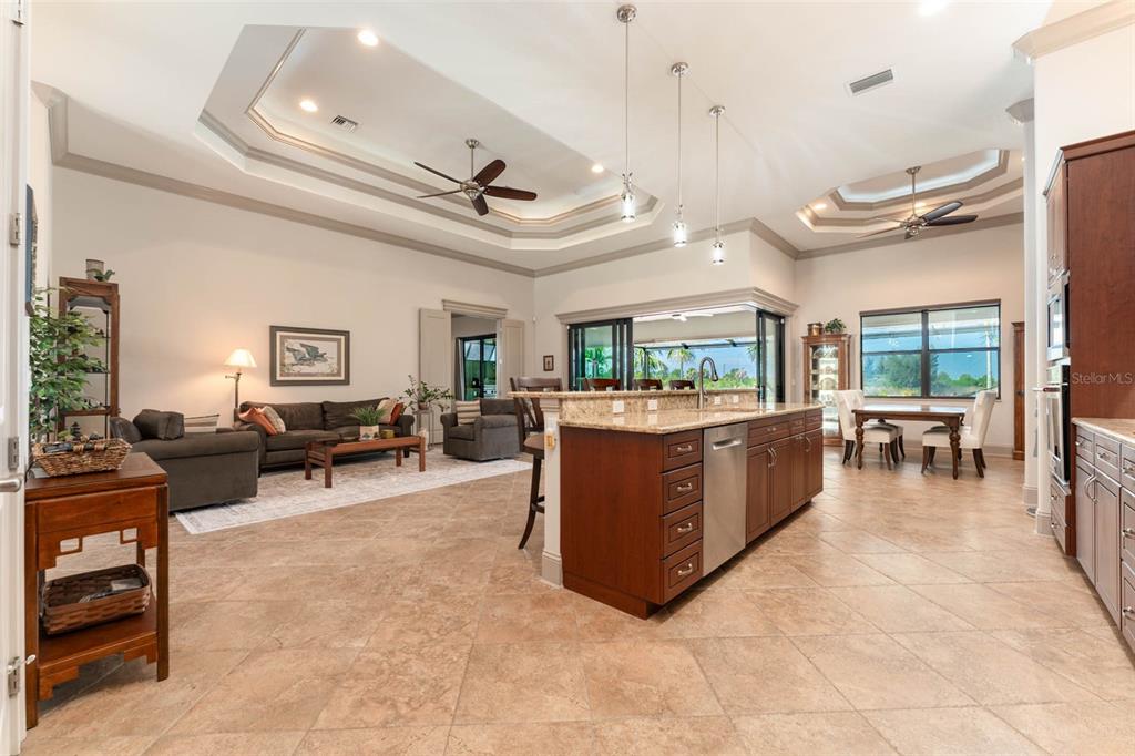 10650 POUGHKEEPSIE CIRCLE, PORT CHARLOTTE, FL — photo 4 of 30