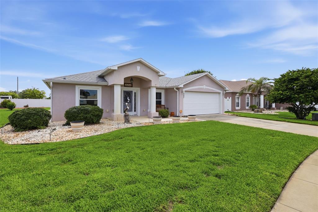 207 EDGEWATER TERRACE DRIVE, EDGEWATER, FL — photo 2 of 25