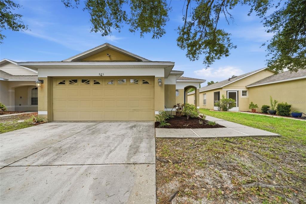 925 WINDTON OAK DRIVE, RUSKIN, FL — photo 3 of 30