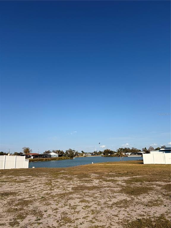 303 SHAMROCK BOULEVARD