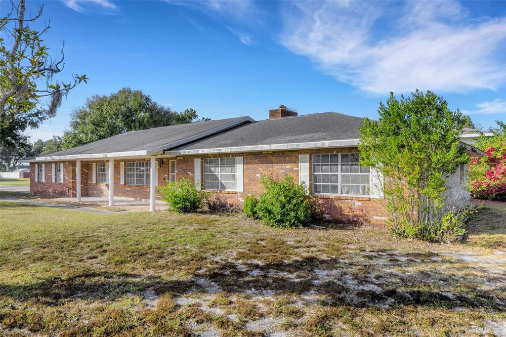 1723 W DAUGHTERY ROAD