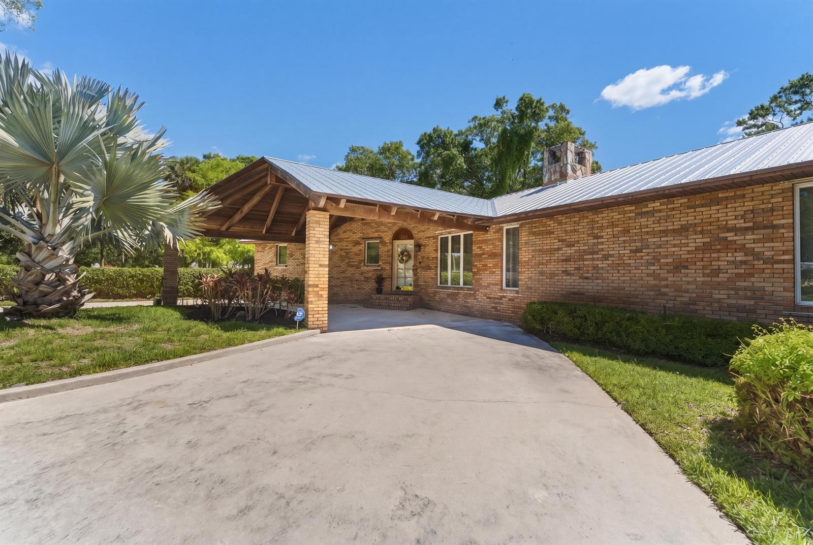 800 Ulrich Road, Fort Pierce FL 34982