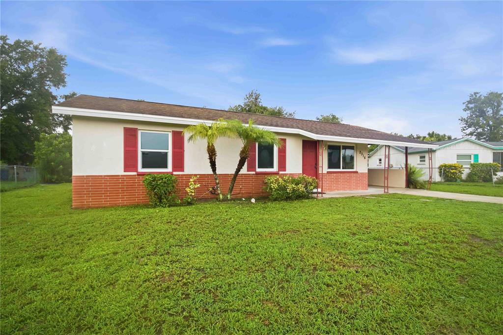 2316 POWELL CIRCLE, SARASOTA, FL — photo 3 of 29