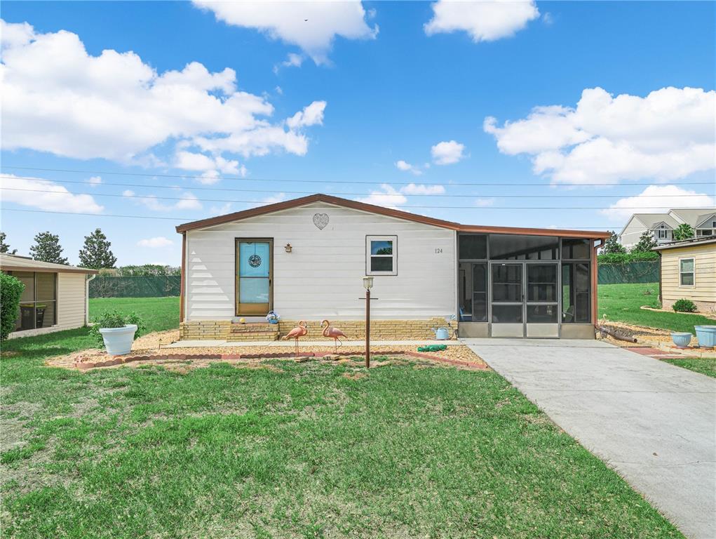 124 KENSINGTON PARK DRIVE