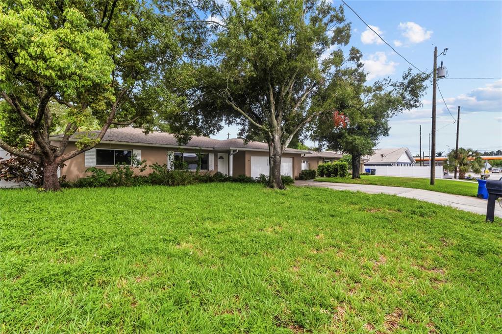 55 VELMA DRIVE W, LARGO, FL — photo 2 of 30