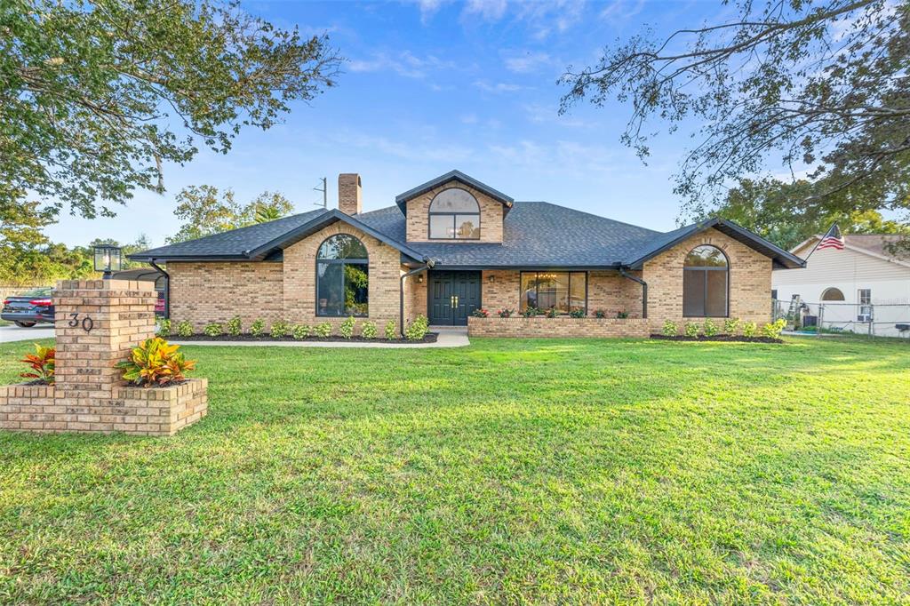 30 ROSEDOWN BOULEVARD