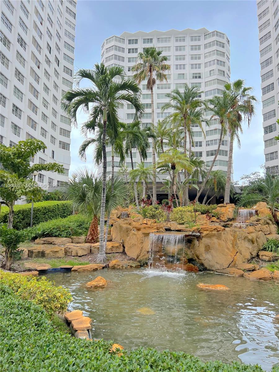801 Brickell Bay Dr # 364, Miami FL 33131
