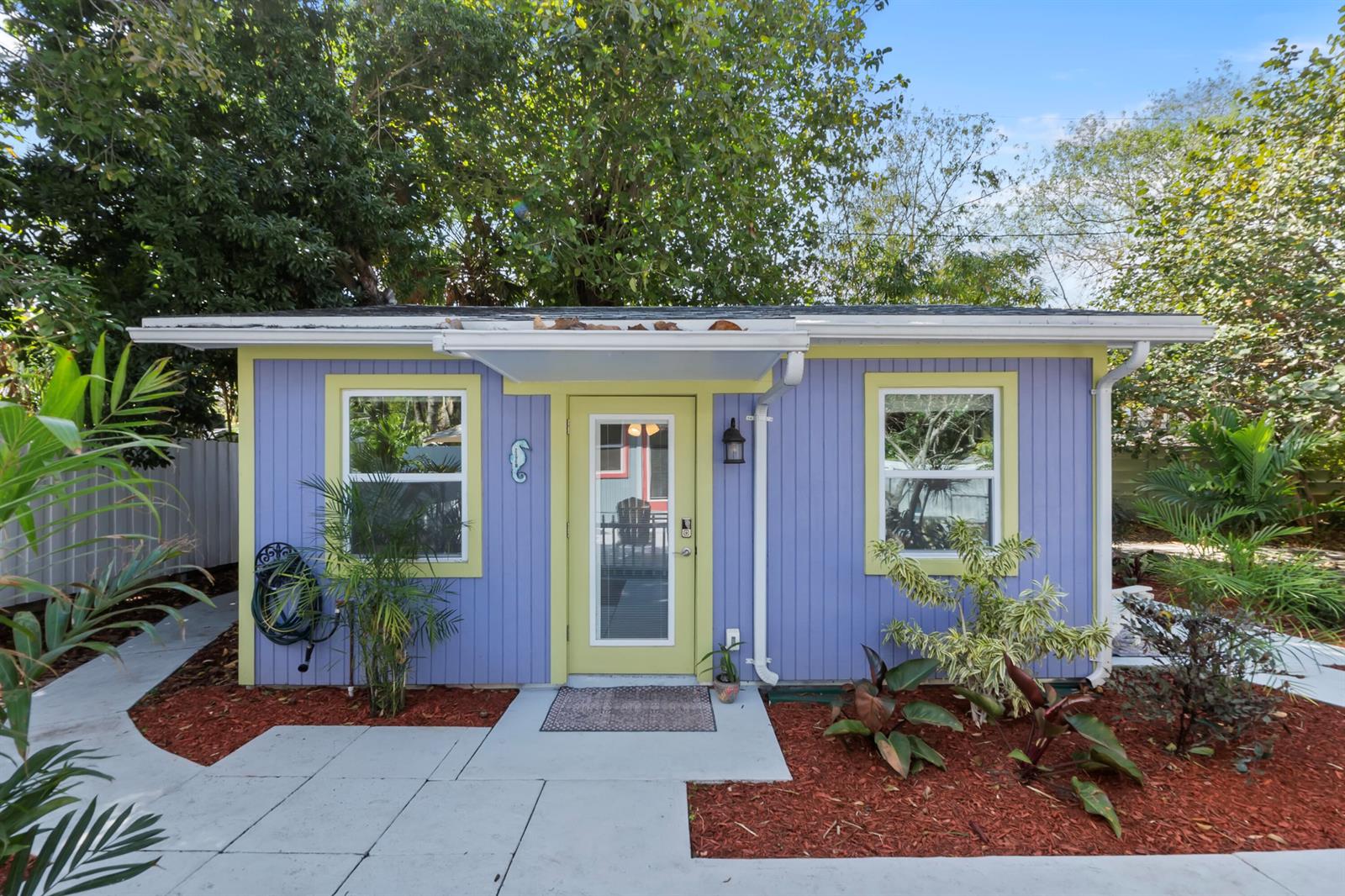 2396 Easy Street, Palm Beach Gardens FL 33410