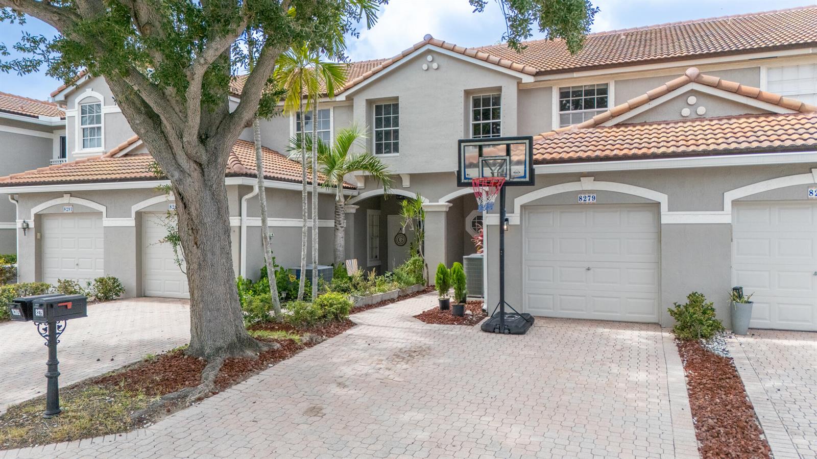 8279 Via Leonessa Drive, Boca Raton FL 33433